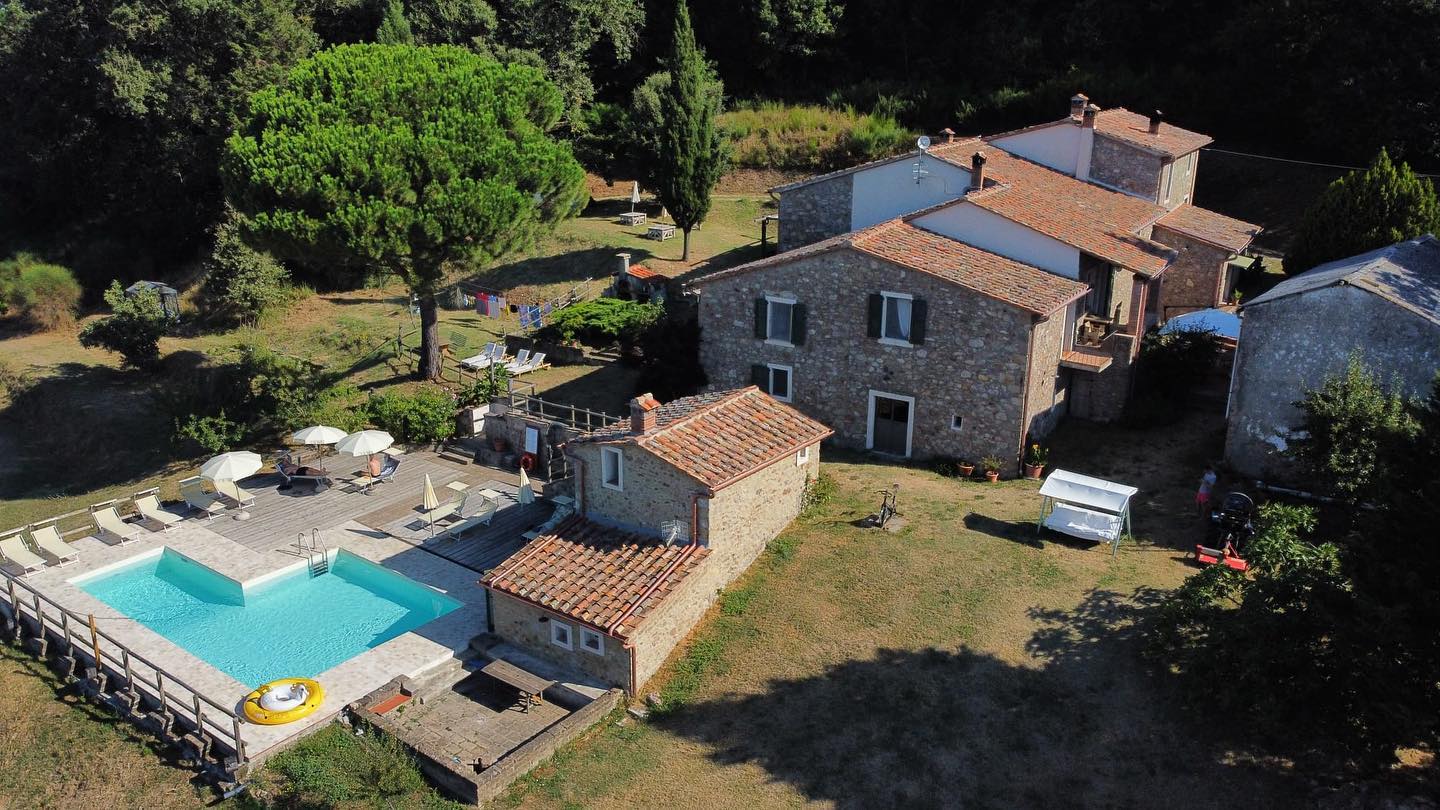 B&B Podere Camaiano
By @teoselva ❤️🤩❤️
#poderecamaiano #camaianovibes #tuscany #sassofortino #roccastrada #hospitalityinMaremma #travelitaly #bedandbreakfastitaly #bedandbreakfast #liveauthentic #livethelittlethings #travelgram
#discovermaremma #toscanavacanza #igertoscana #tuscanygram
#maremmagram #maremmalocal